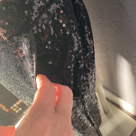 NEW YORK & CO - NWT - pocketed joggers: black sequin w elastic waist / cuffs - L - Picture 11 of 16